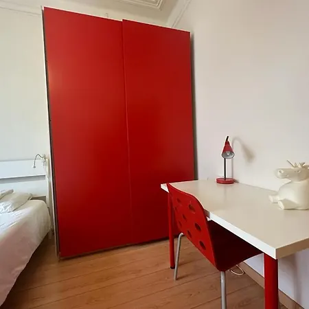 Homely Flat With Patio Near Airport - Oha Ii Appartamento *