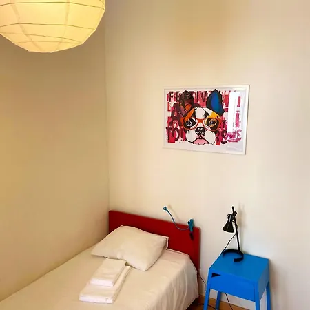 Homely Flat With Patio Near Airport - Oha Ii Appartamento *